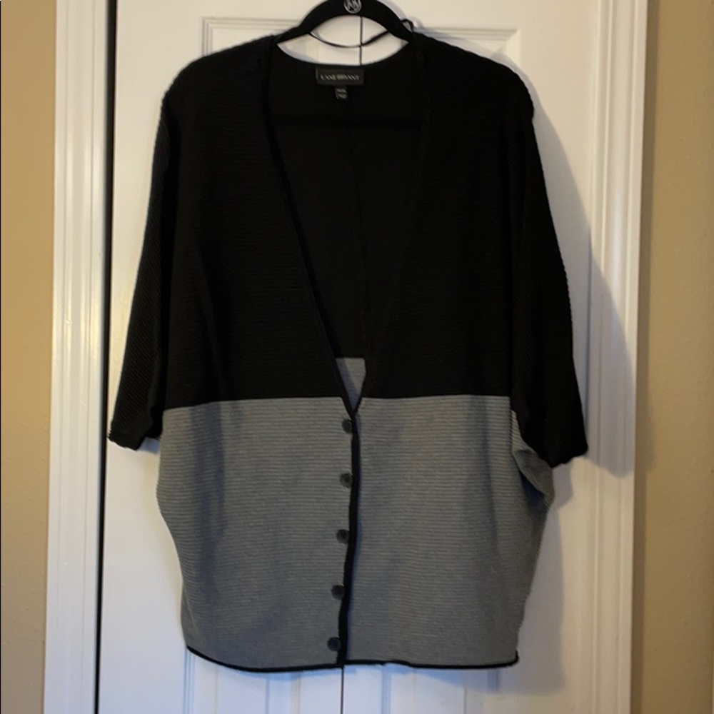 Lane Bryant Button Short Sleeve Cardigan 14/16